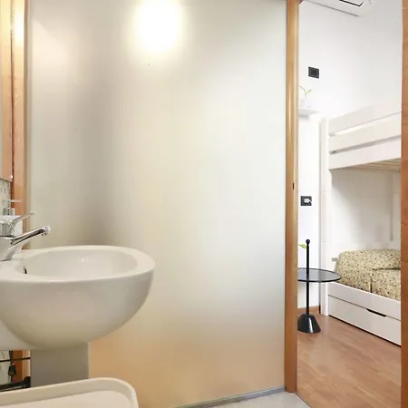 Pergola House 3* Λούκα